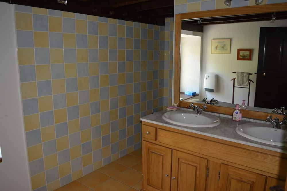 Charme de l'ancien en Pyrénées Atlantiques in Lanne-en-Barétous, Béarn