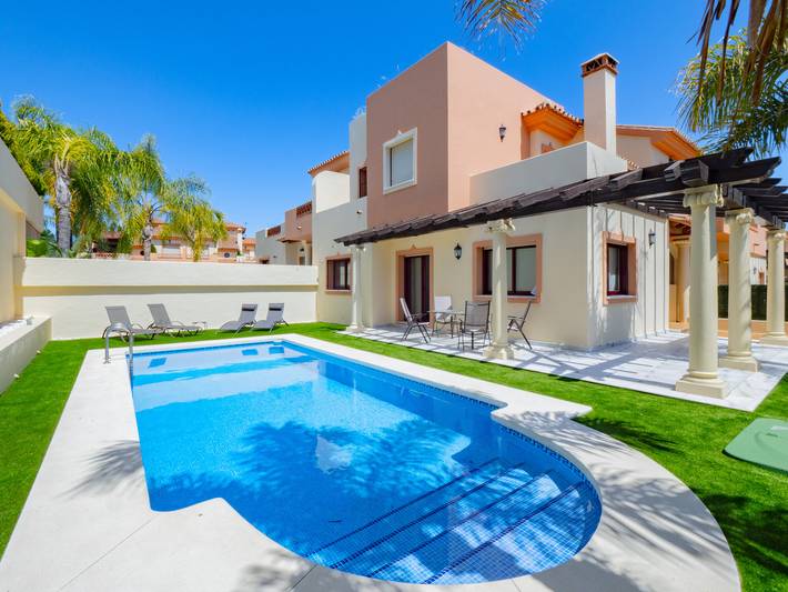 Finca für 6 Personen, mit Garten und Terrasse in Coín