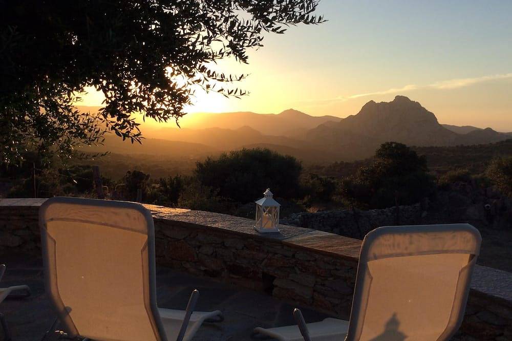 Maison De Vacances pour 5 Personnes dans Saint-Florent, Cap Corse