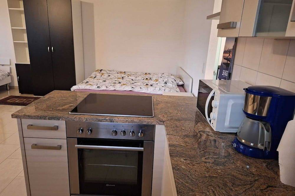 Appartamento intero, Large 1-room apartment-Mark in Basilea, Aargau-Basel