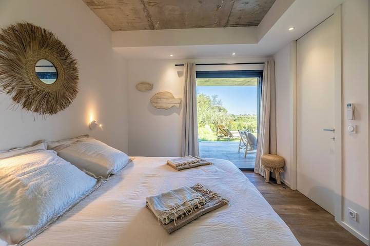 Gîte pour 6 personnes, avec sauna ainsi que terrasse et piscine dans Plage de Fautea - 4