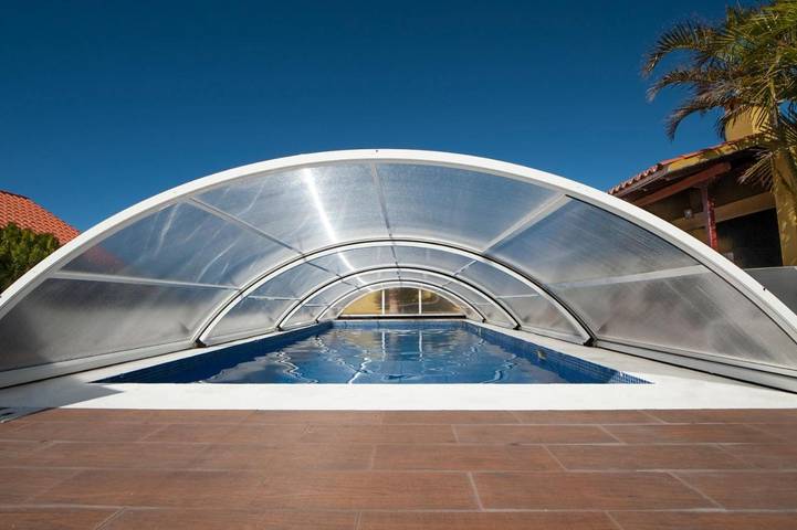 Chalet para 7 personas, con vistas y jardín además de piscina y sauna, Se admiten mascotas en La Palma - 3