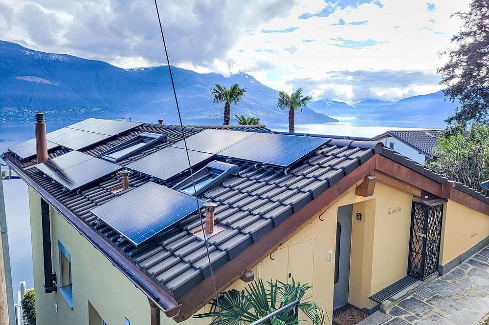 Ganze Wohnung, Schöne Wohnung mit  W-Lan, Tv, Balkon, Haustiere erlaubt, Panoramablick und Parkplatz in Ronco sopra Ascona, Tessiner Alpen