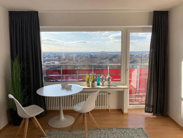 Ferienwohnung für 2 Personen, mit Balkon und Terrasse sowie Ausblick in Sankt Augustin