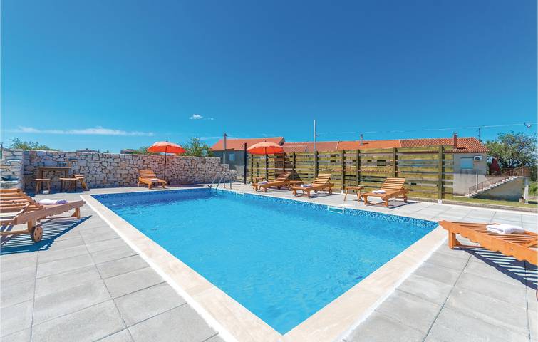 Ferienhaus für 8 Personen, mit Terrasse in Zadar - 4