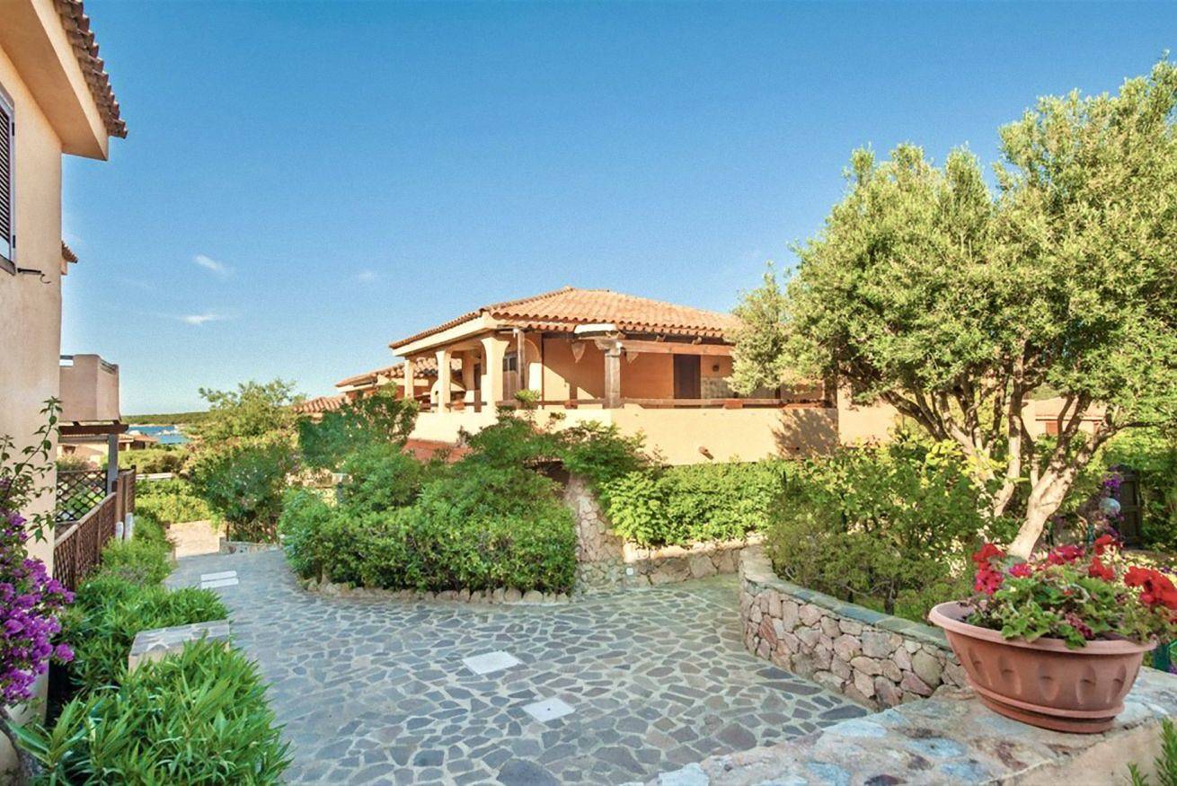 Ganze Wohnung, Baia Apartments B4 in Villaggio Marineledda, Costa Smeralda
