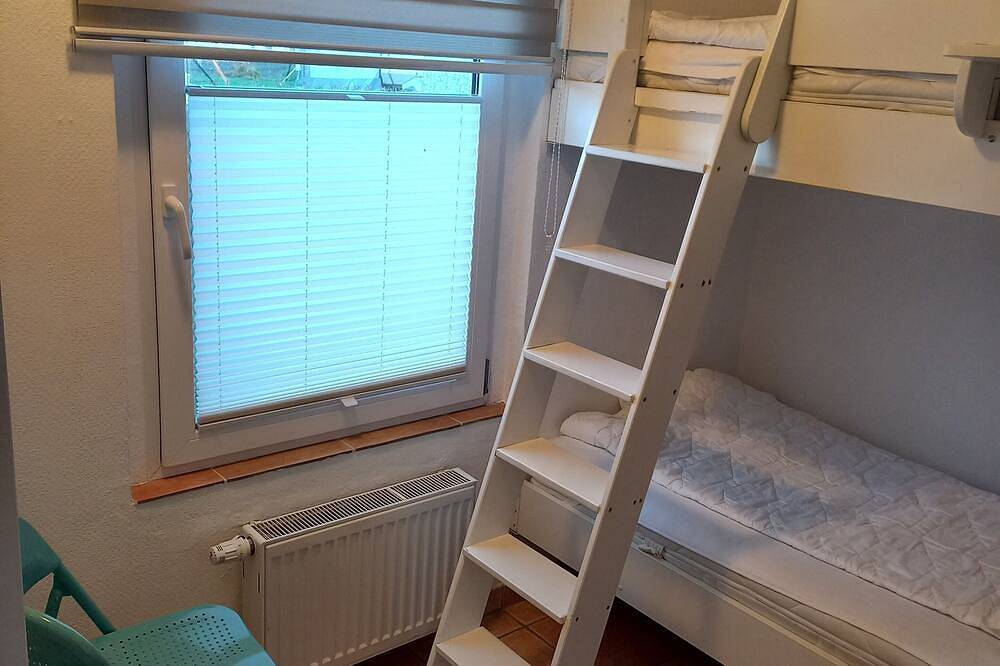 Stahlbrode Fh 45qm,bis zu 4 Pers,komf. eingerichtet, ruhig und strandnah gelegen in Sundhagen, Stralsund Umland