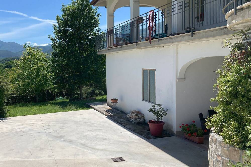 Casa Vacanze immersa nella natura in Macchia d'Isernia, Provincia d'Isernia