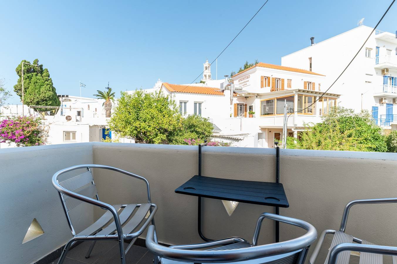 Studio 'En Tino 4' avec balcon, Wi-Fi et climatisation in Tinos