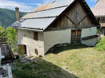 Maison de campagne pour 7 personnes, avec jardin ainsi que vue et terrasse à Château-Ville-Vieille