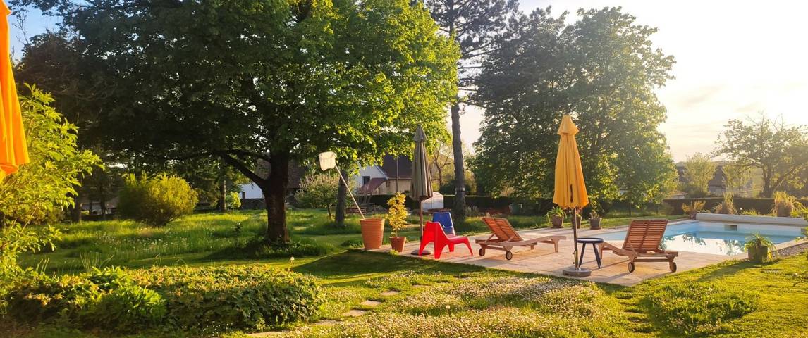 Chambre d’hôte pour 4 personnes, avec piscine et jardin