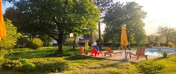 Chambre d’hôte pour 4 personnes, avec piscine et jardin à Saint-Lothain