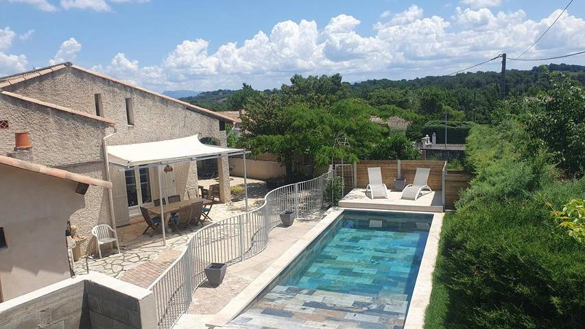 Maison de vacances pour 7 personnes, avec Terrasse et Jardin ainsi que Piscine et Vue à Meyreuil