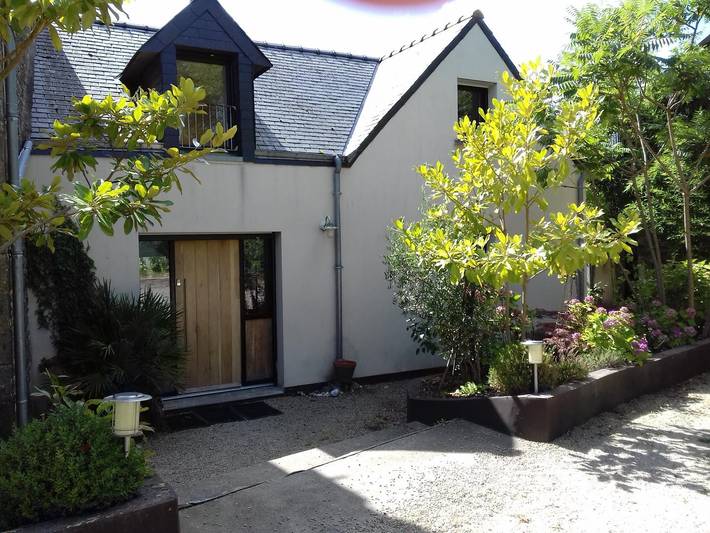 Gîte pour 6 personnes, avec jardin et terrasse, animaux acceptés à Locoal-Mendon - 2