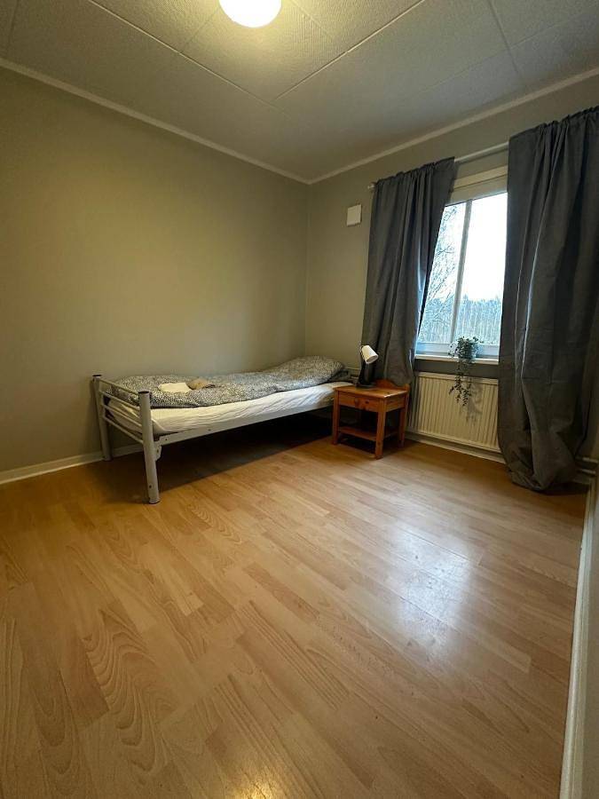 Gîte pour 3 personnes, avec terrasse à Kumla - 2