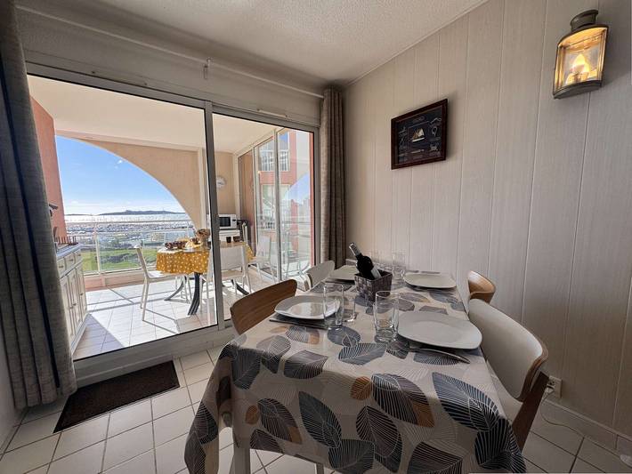 Gîte pour 6 personnes, avec Terrasse dans La Coudoulière - 4