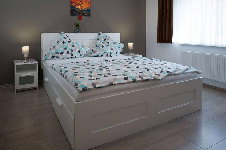Ferienwohnung für 2 Personen, mit Garten und Balkon in Merzig - 4