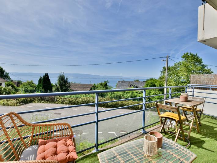 Gîte pour 6 personnes, avec Balcon et Piscine dans Lac Léman (France) - 2