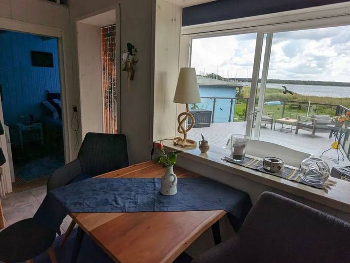 Ferienhaus für 2 Personen, mit Balkon und Seeblick sowie Garten auf Rügen - 4