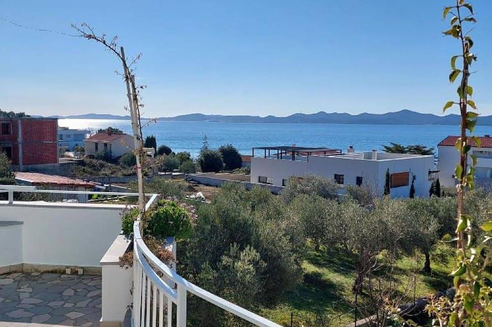 Ganze Wohnung, Apartments Kozino - Three Bedroom Apartment in Strand Kožino, Zadar (Kommun)