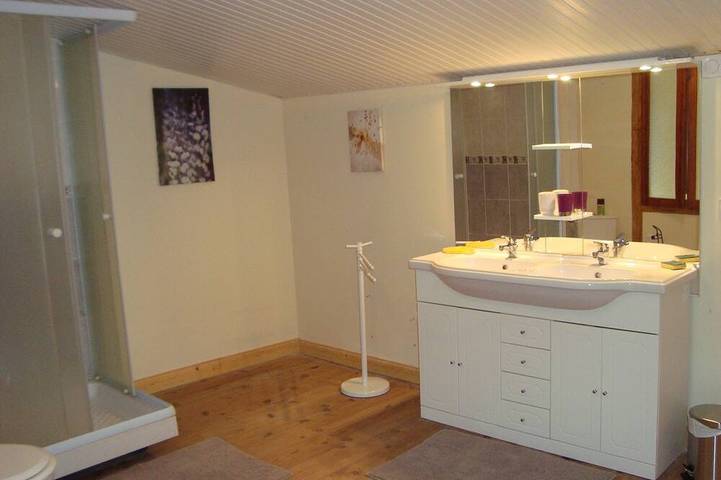 Location de vacances pour 4 personnes, avec jardin ainsi que piscine et sauna à Queyrac - 4