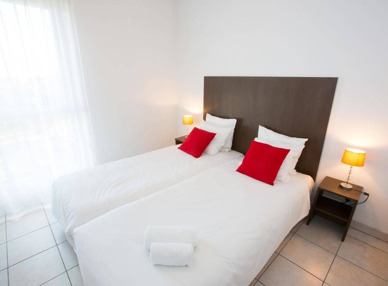 Apartment (2-4 Adults) in Mérignac, Région de Bordeaux
