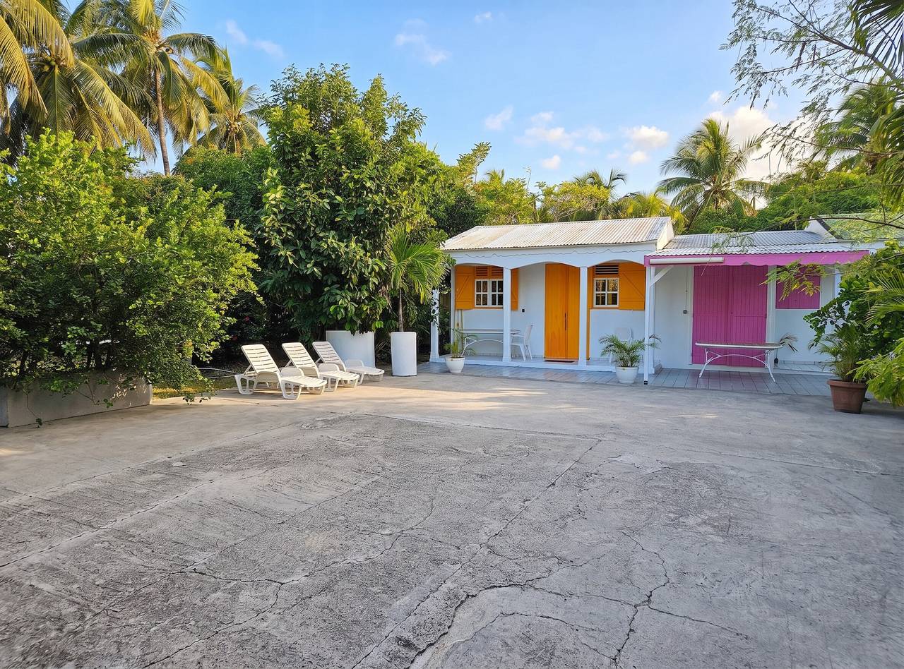 Bungalow charmant au Moule avec vue sur jardin in Le Moule, Guadeloupe