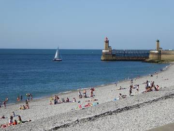 Chambre D’hôte pour 4 Personnes dans Fécamp, Seine-Maritime, Photo 1