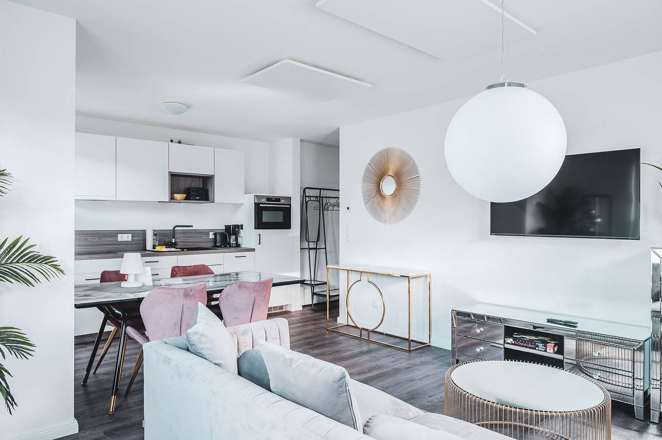 Ganze Wohnung, Moderne Unterkunft in direkter Strandnähe. in Ostseebad Zingst, Zingst