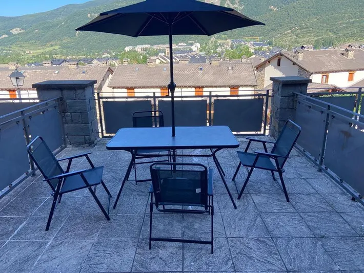 Casa de vacaciones para 8 personas, con jardín y vistas - 1