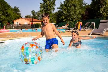 Camping für 4 Personen in Brioude, Zentralmassiv, Bild 4