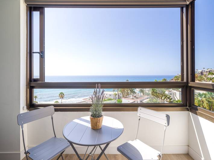 Ferienwohnung für 2 Personen, mit Meerblick und Garten in Playa del Águila