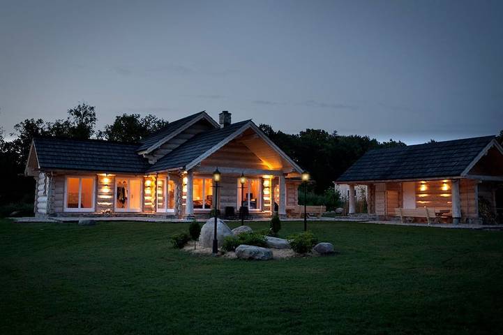 Blockhütte für 10 Personen, mit Garten und Terrasse sowie Whirlpool und Sauna - 1