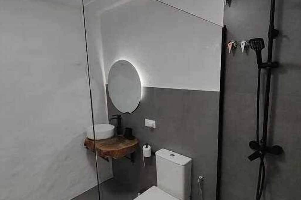 The Martela of Sources. rural design house in Fuentes de León, Sierra Morena