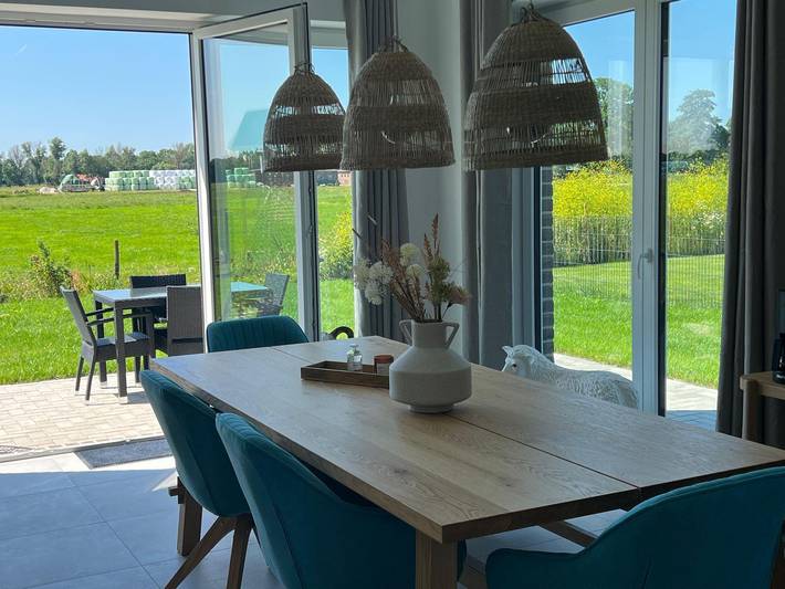 Ferienhaus für 6 Personen, mit Terrasse und Garten sowie Sauna in Stadland
