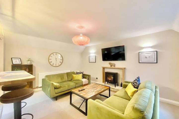 Log cabin for 4 people in Cirencester