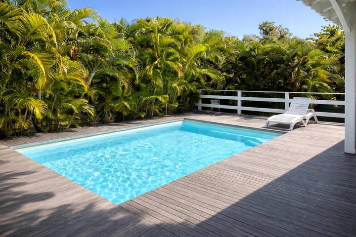 Chalet para 7 personas, con jardín además de piscina y vistas, Se admiten mascotas - 1