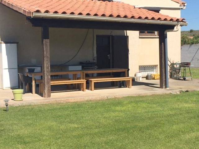 Location de vacances pour 6 personnes, avec Terrasse et Jardin ainsi que Piscine et Vue à Cuxac-d'Aude - 3
