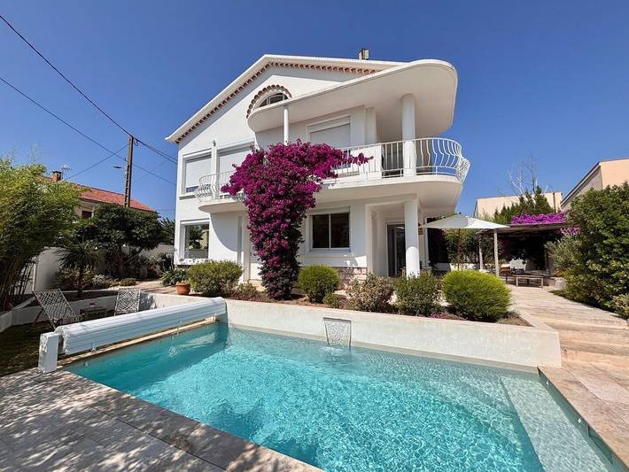 Villa pour 10 personnes, avec jardin et balcon à Béziers