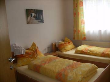 Ferienwohnung für 4 Personen in Gemeinde Herrnbaumgarten, Weinviertel, Bild 4