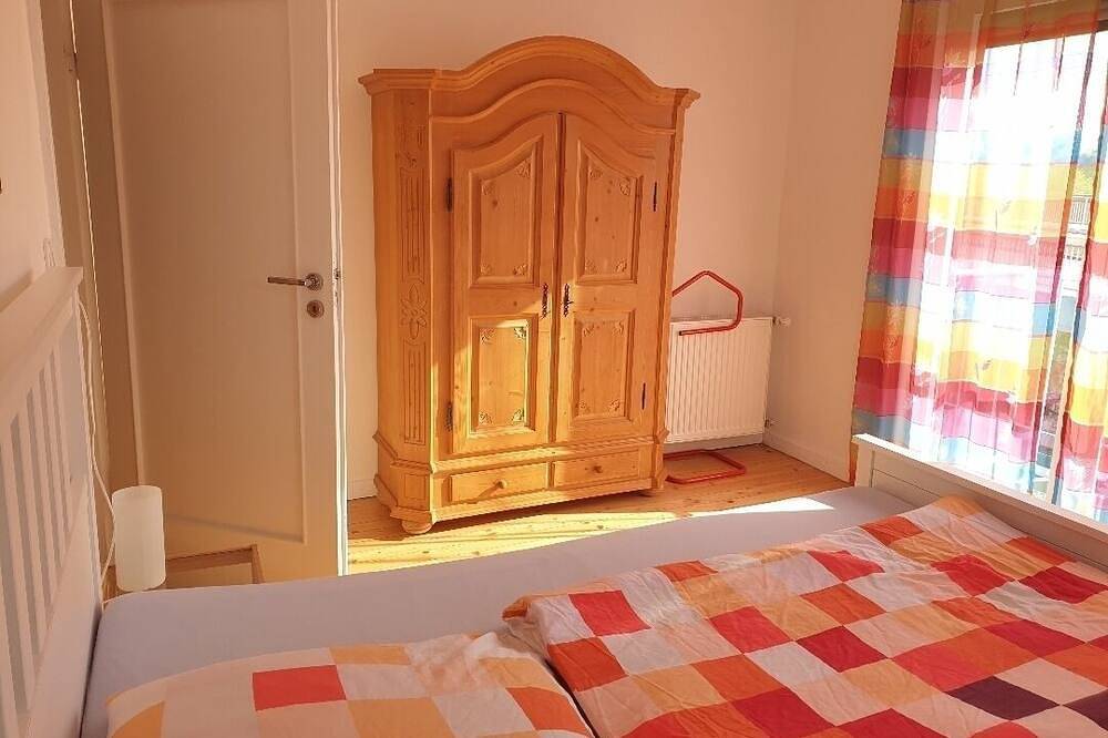 Ganze Wohnung, Helle neu renovierte freundliche Ferienwohnung in Eppelheim, Rheinebene