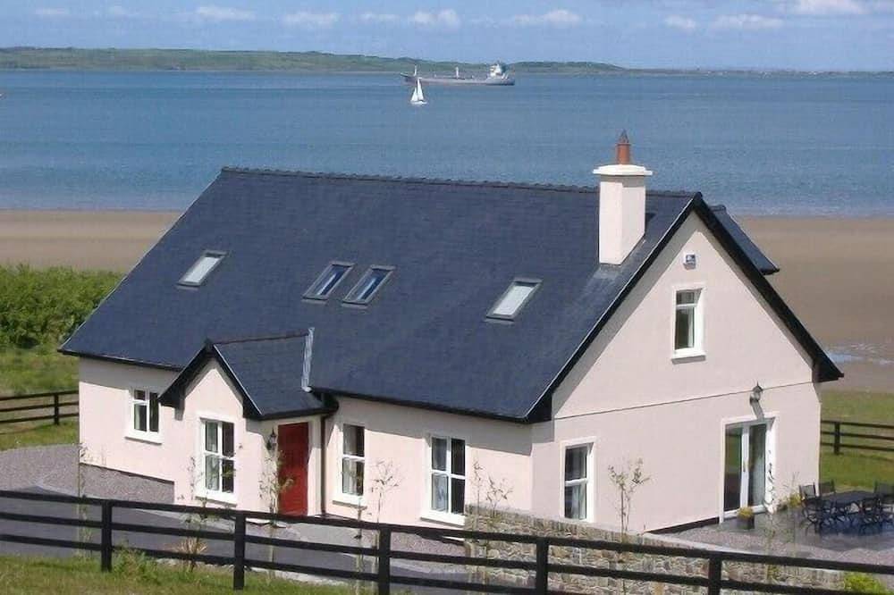 Log Cabin for 8 People in County Kerry