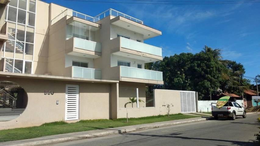 Casas e apartamentos de temporada para 4 pessoas, com piscina e jardim, com animais de estimação em Saquarema