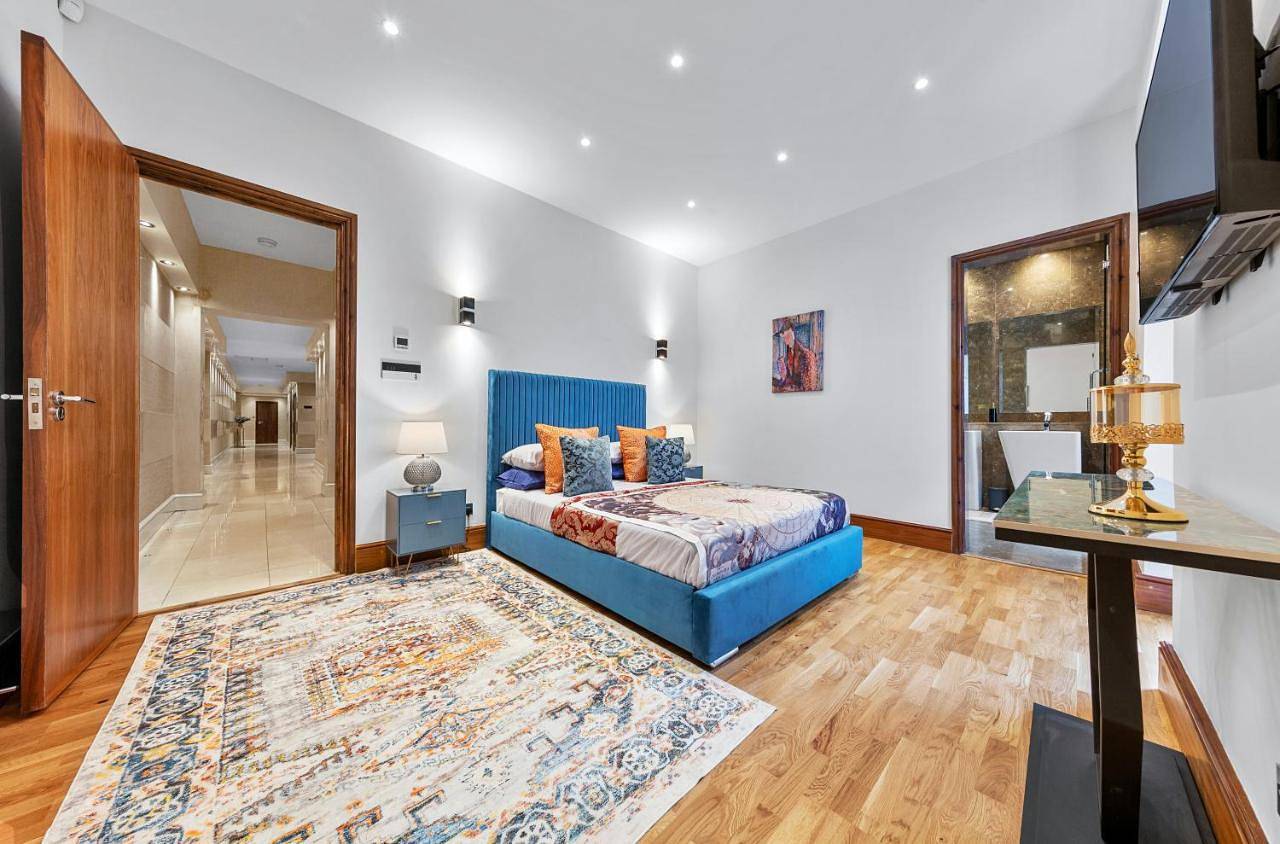 Apartamento entero, 250 Sqm Mega Mansion in Kensington y Chelsea, Londres