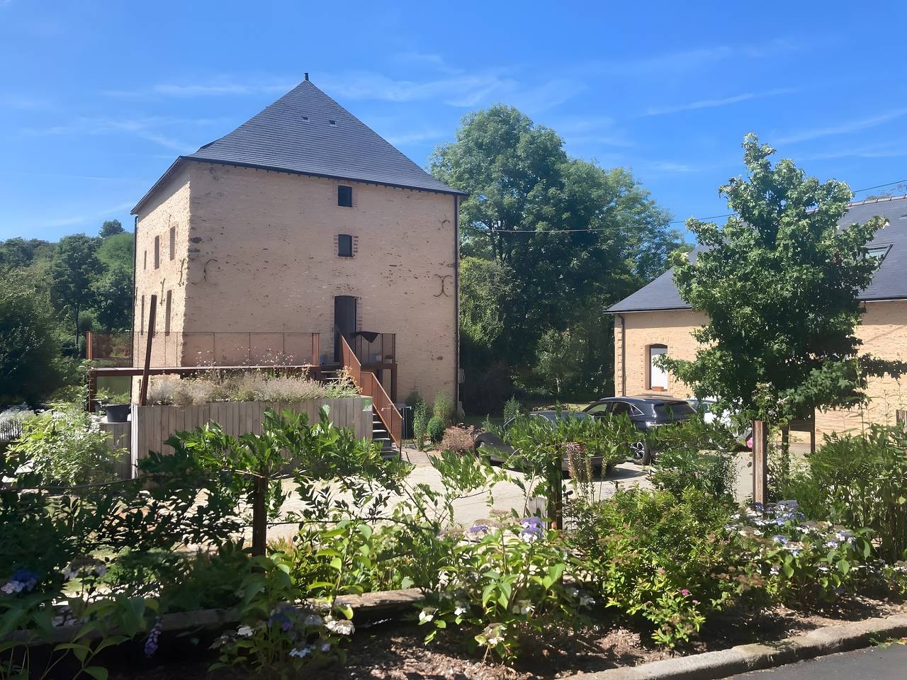 Maison de vacances « Moulin De La Benatre » avec terrasse, jardin privés et Wi-Fi in Entrammes, Mayenne