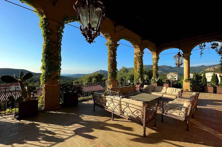 Maison de vacances pour 16 personnes, avec terrasse à Calenzana