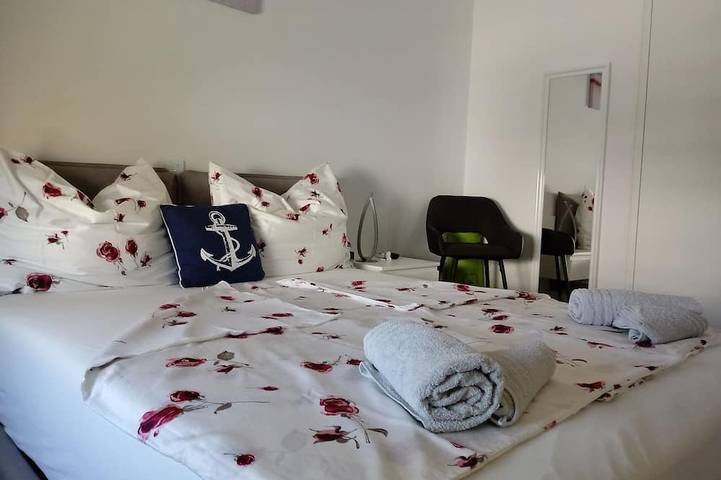Appartement entier, -Super appartement en duplex -avec vue sur la mer -situé directement sur la plage -garage souterrain in Pjescana Uvala, Côte Sud d'Istrie