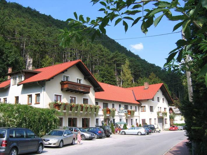 Landgasthof zur Bruthenne - Einzelzimmer in Prymhäuser, Wiener Alpen in Niederösterreich