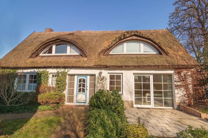 Ferienhaus für 7 Personen, mit Terrasse und Garten in Binz - 2