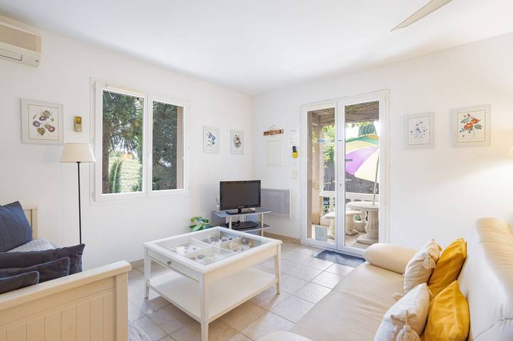 Apartamento entero, Apartamento con encanto en villa privada con vistas panorámicas en Collioure in La Côte Vermeille, Colliure